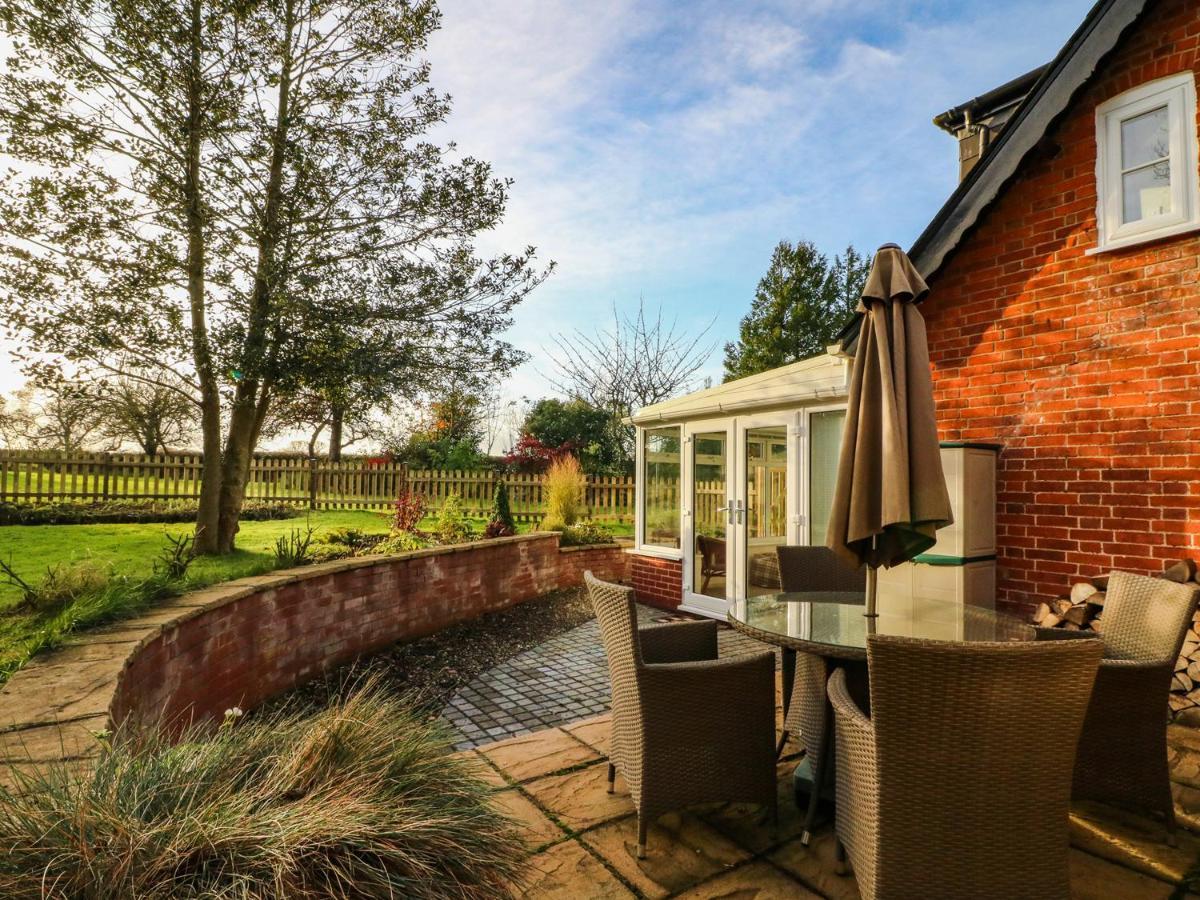 South Lodge Sturminster Newton Exterior foto
