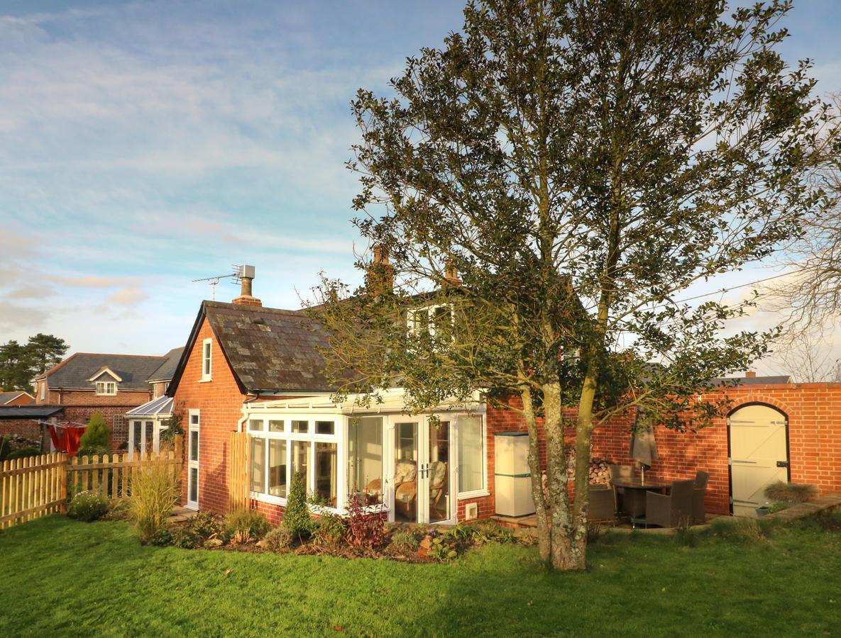 South Lodge Sturminster Newton Exterior foto