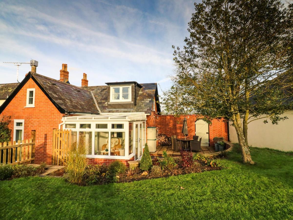 South Lodge Sturminster Newton Exterior foto